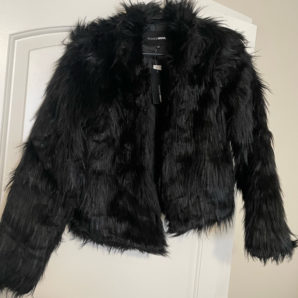(New) Fashion Nova Faux Fur Coat